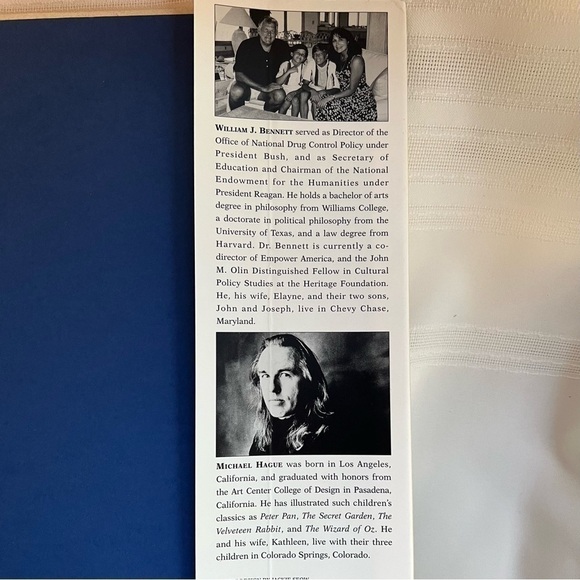 Children’s Book of Virtues w/ Dust Cover 1995 Like New - Picture 10 of 12